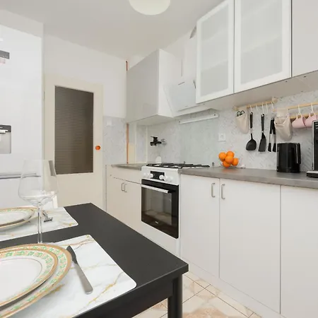Διαμέρισμα Unique In By Renters *